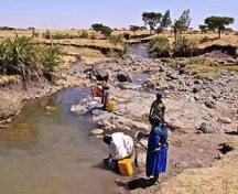 Appui à la mise en place de systèmes de gestion des informations et des connaissances sur les ressources en eau